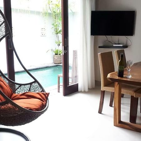 Villa Reisya Nusa Dua  Buitenkant foto