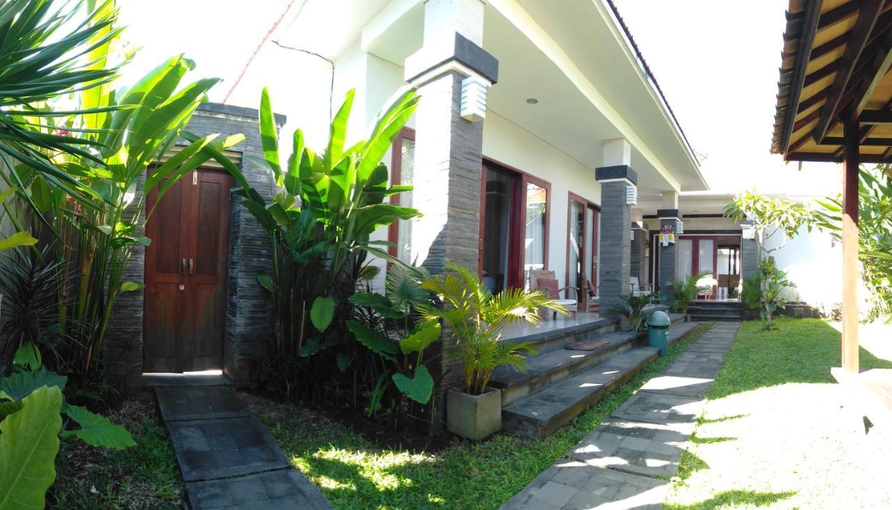 Villa Reisya Nusa Dua  Buitenkant foto